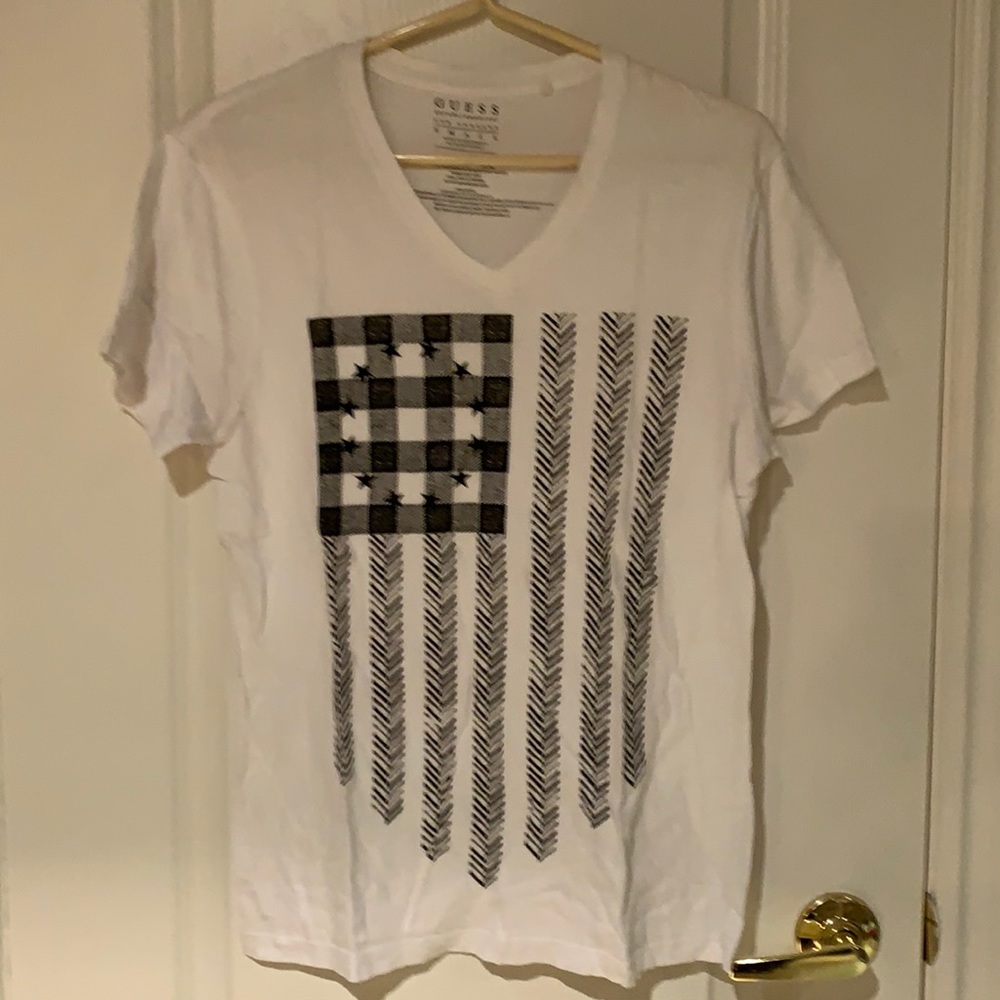 Guess t-shirt